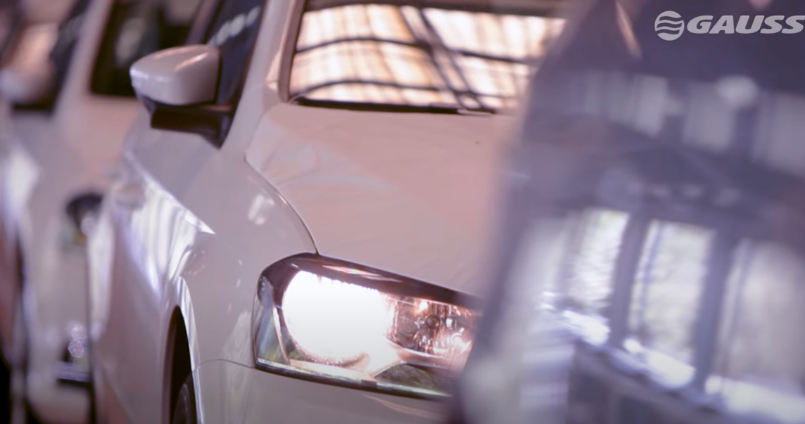 Farol parábola dupla